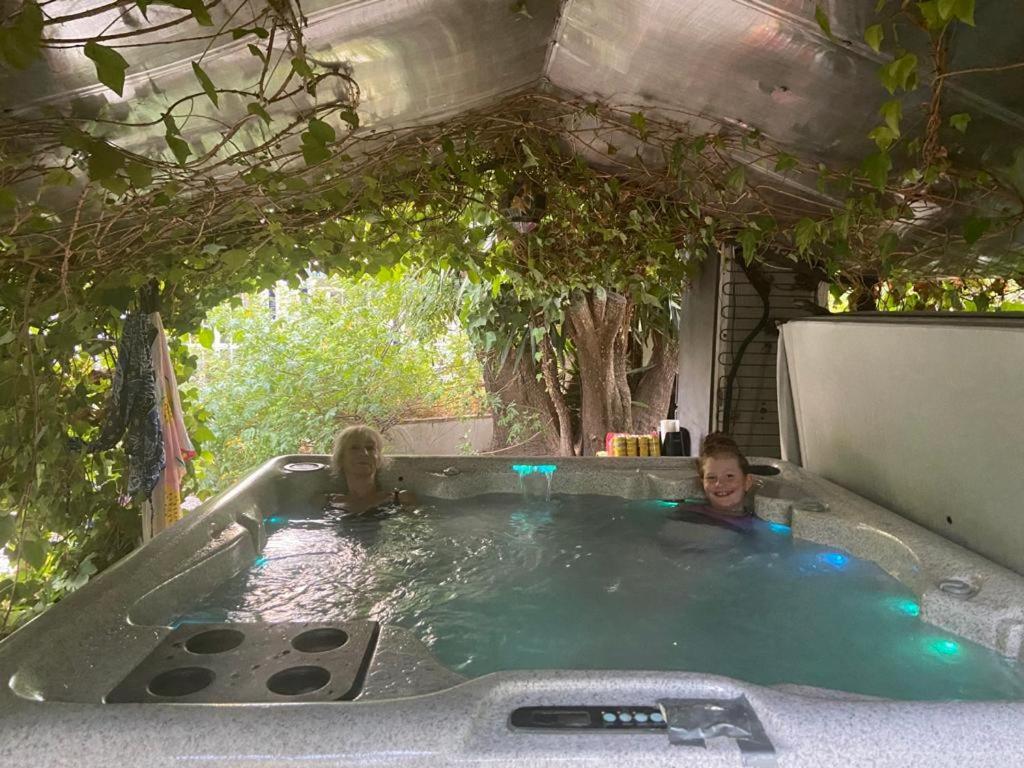 Finca El Rio,, La Casita One Of 2 Self Catering Studios. Pool And Hydrotherapy Jacuzzi Малага Экстерьер фото